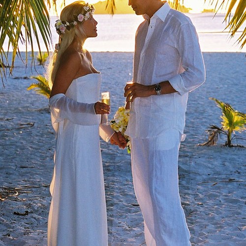 PACIFIC RESORT AITUTAKI  ONE FOOT WEDDING d_1