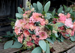 Jimmis Handelsträdgård - Florist - brudbukett